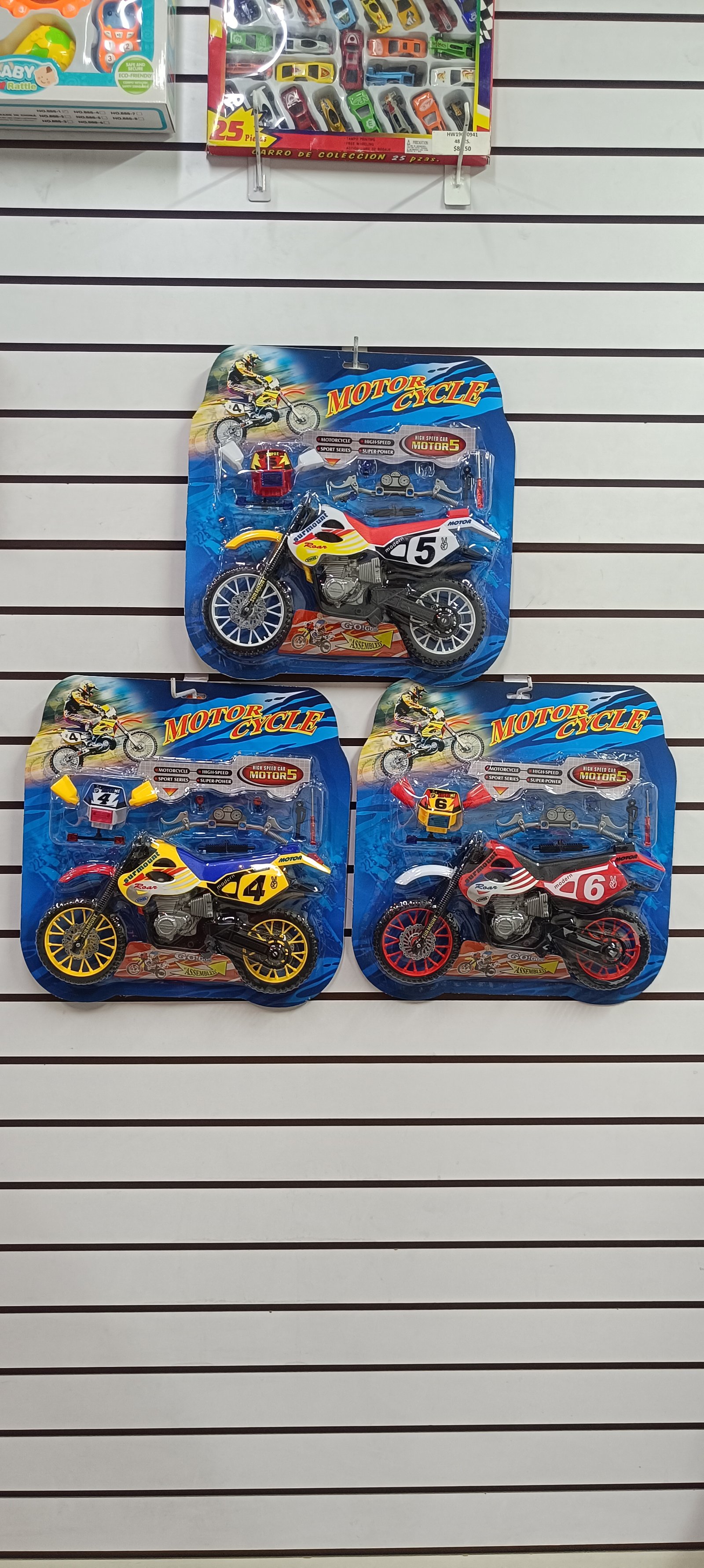 MOTO DE JUGUETE C/ACCS. 48 PZS.-DB010644